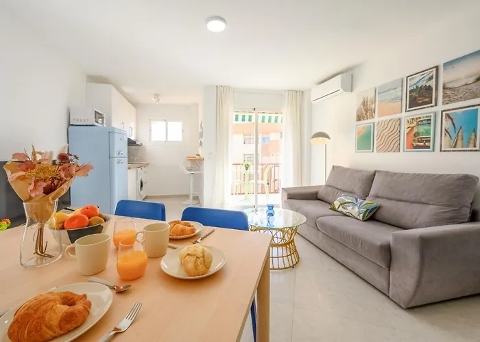 Apartment Burgos 2 Terrace, Pool, Parking By 10tosea